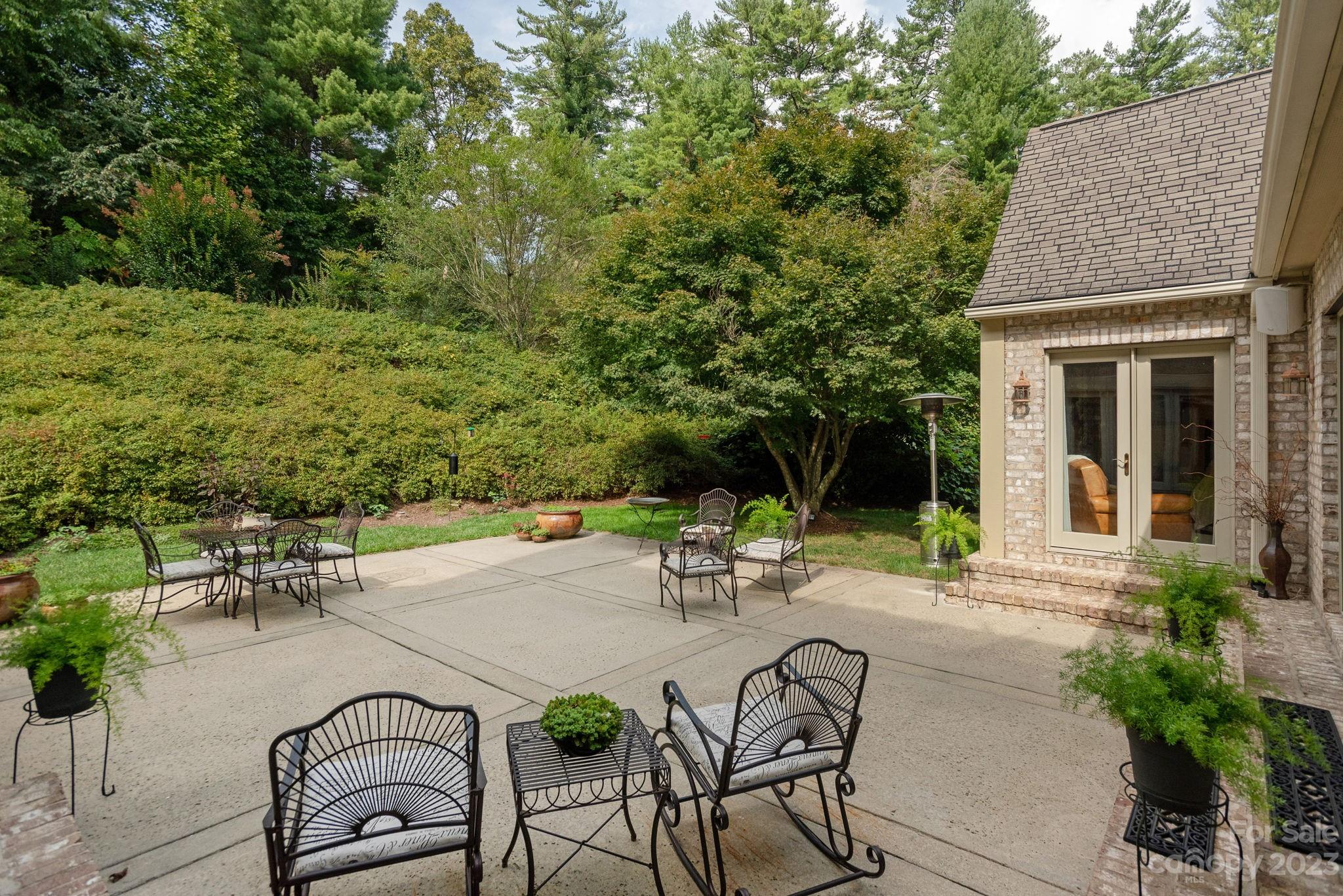 Thornhill - Residential