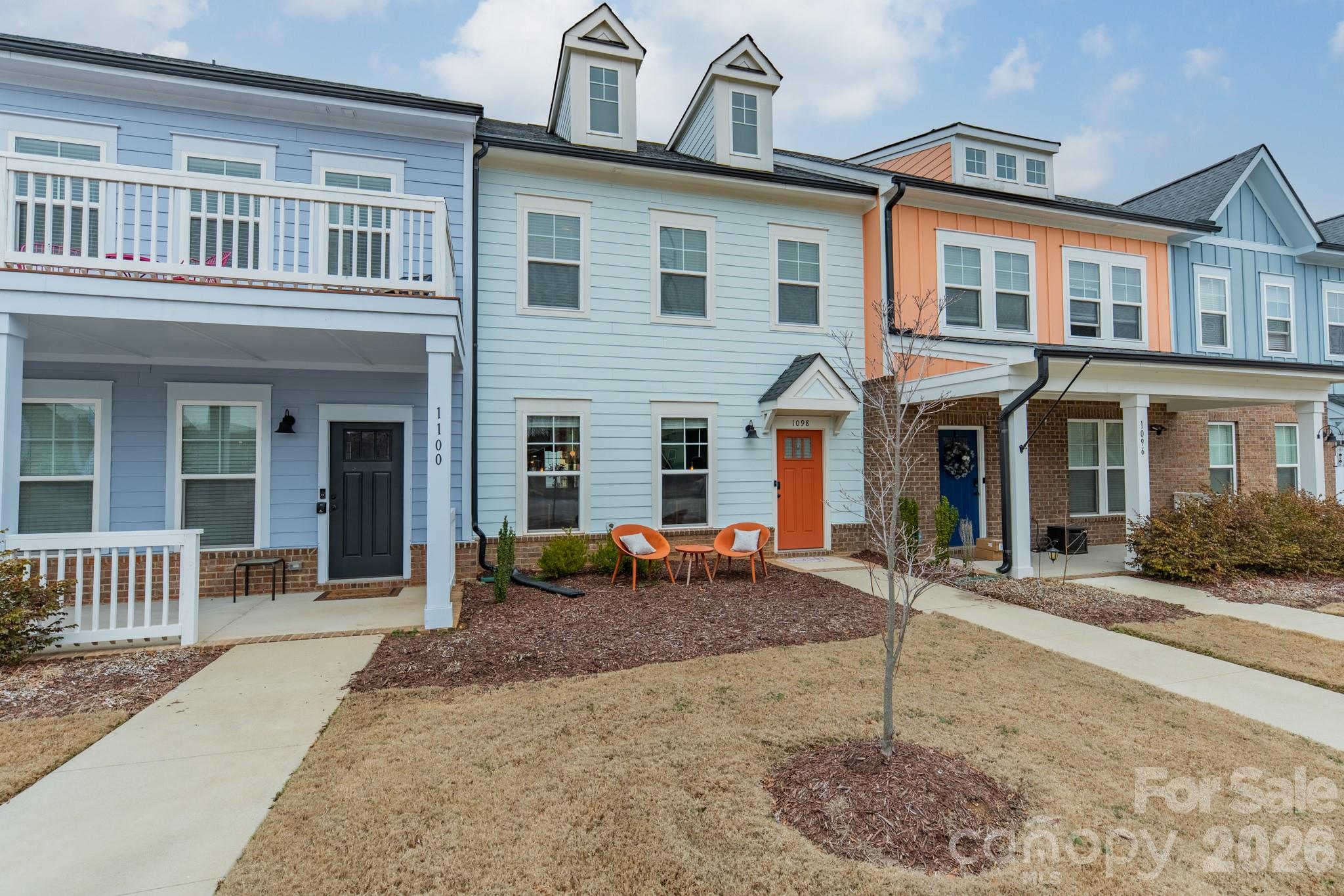 1098 Herrons Ferry Road