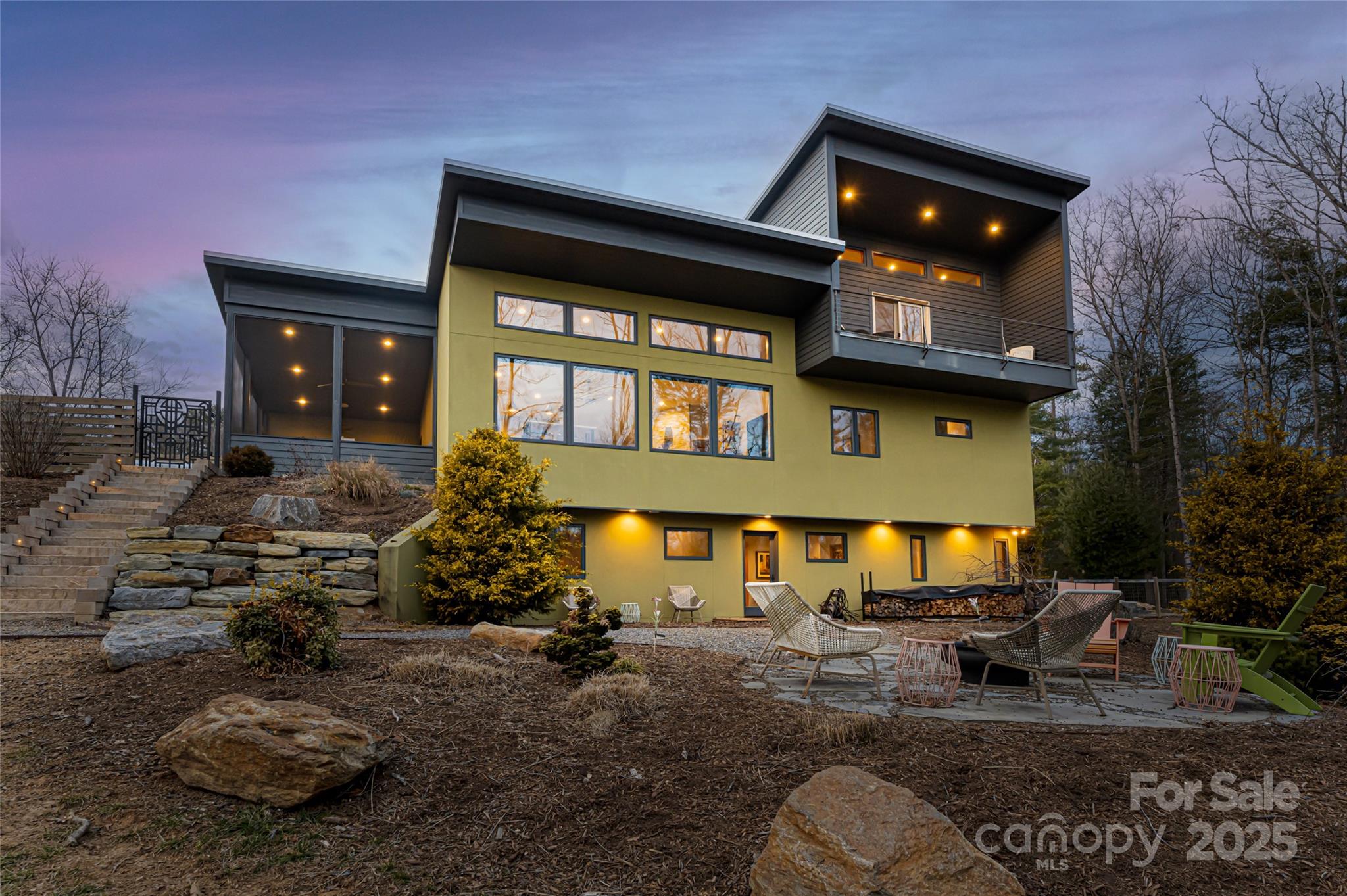 15 Sourwood Lane