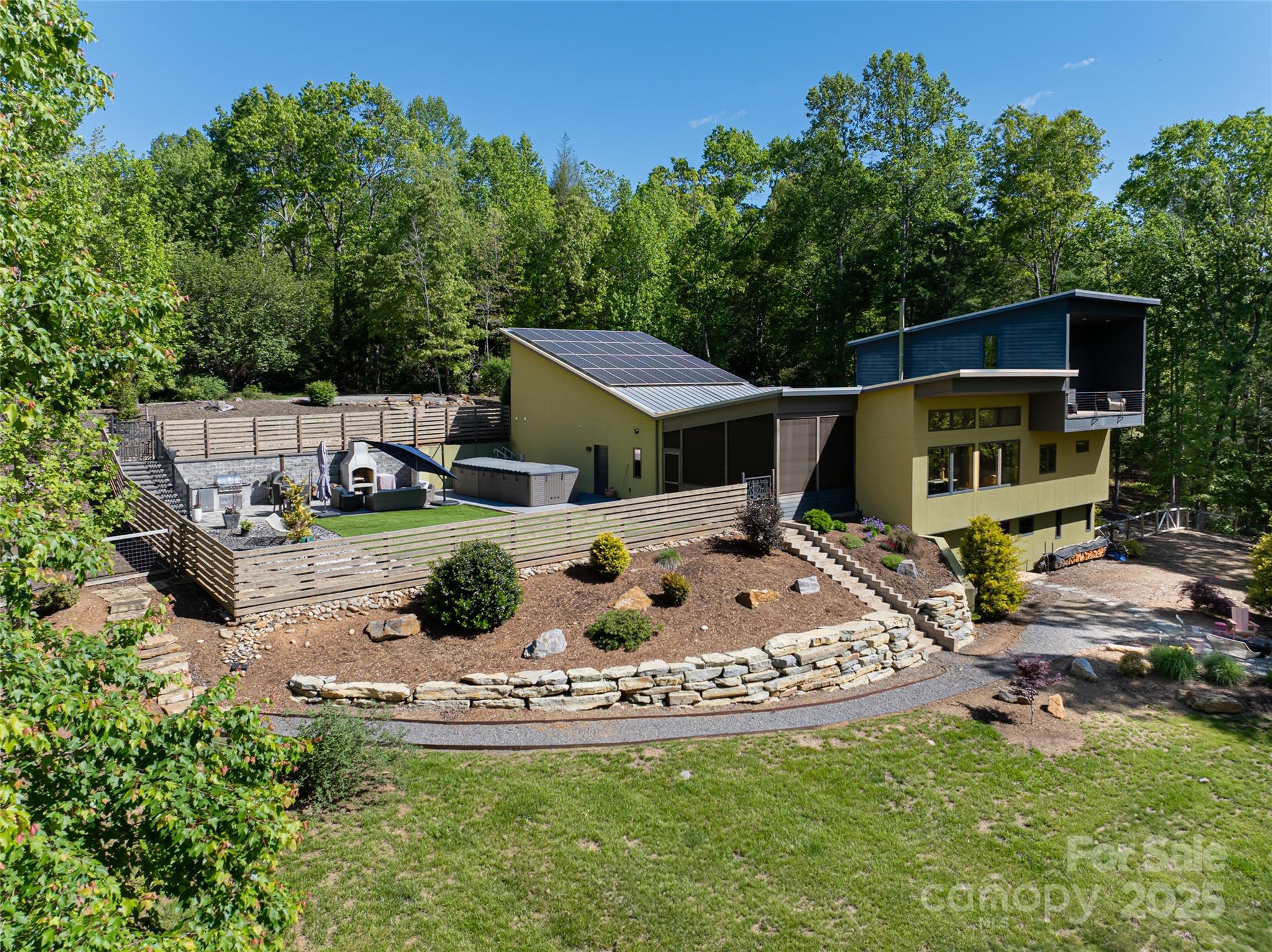 15 Sourwood Lane
