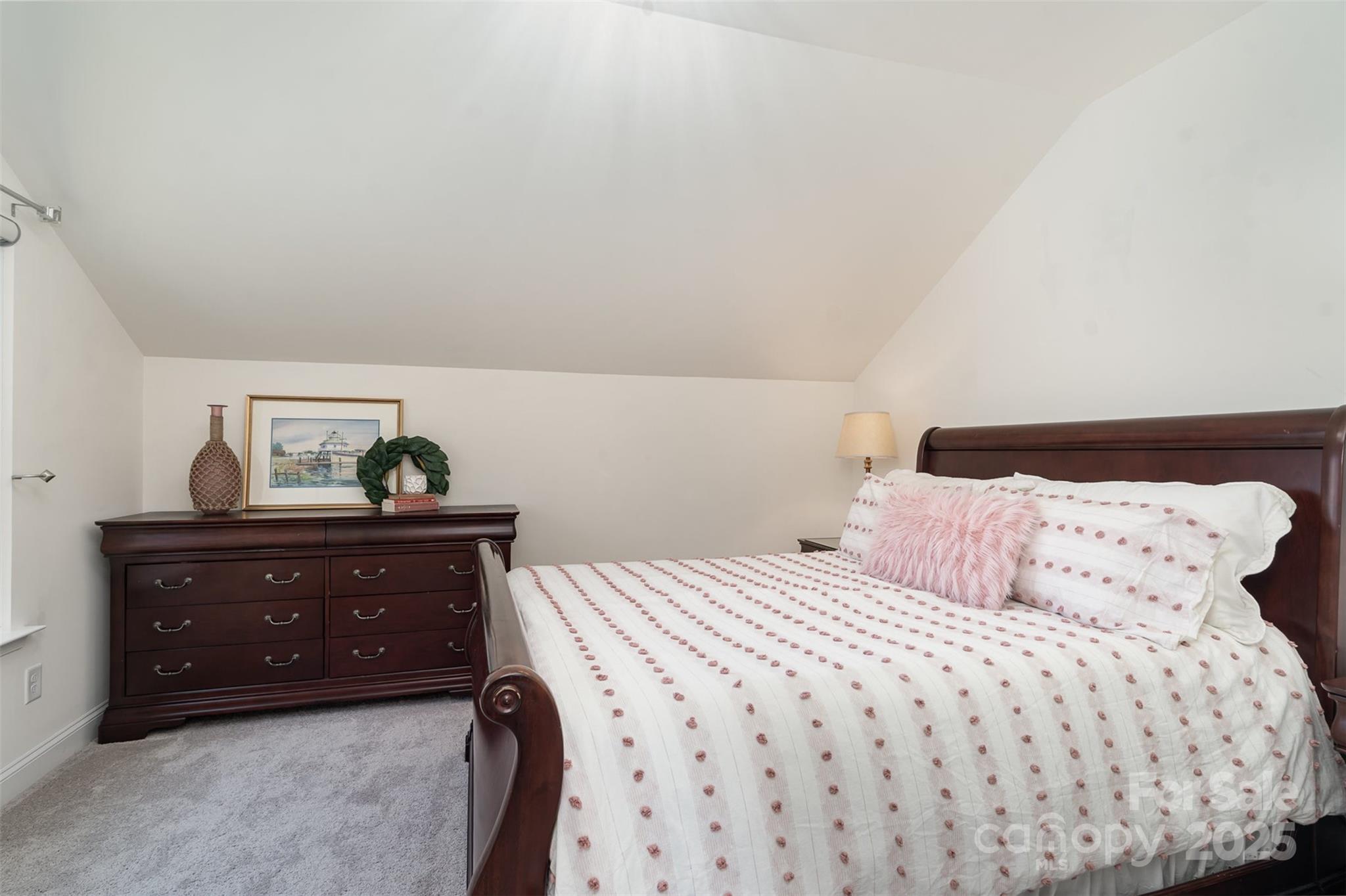 Paddlers Cove - Residential