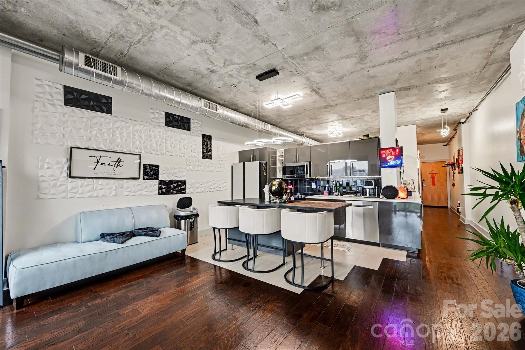 Courtside Condos - Residential