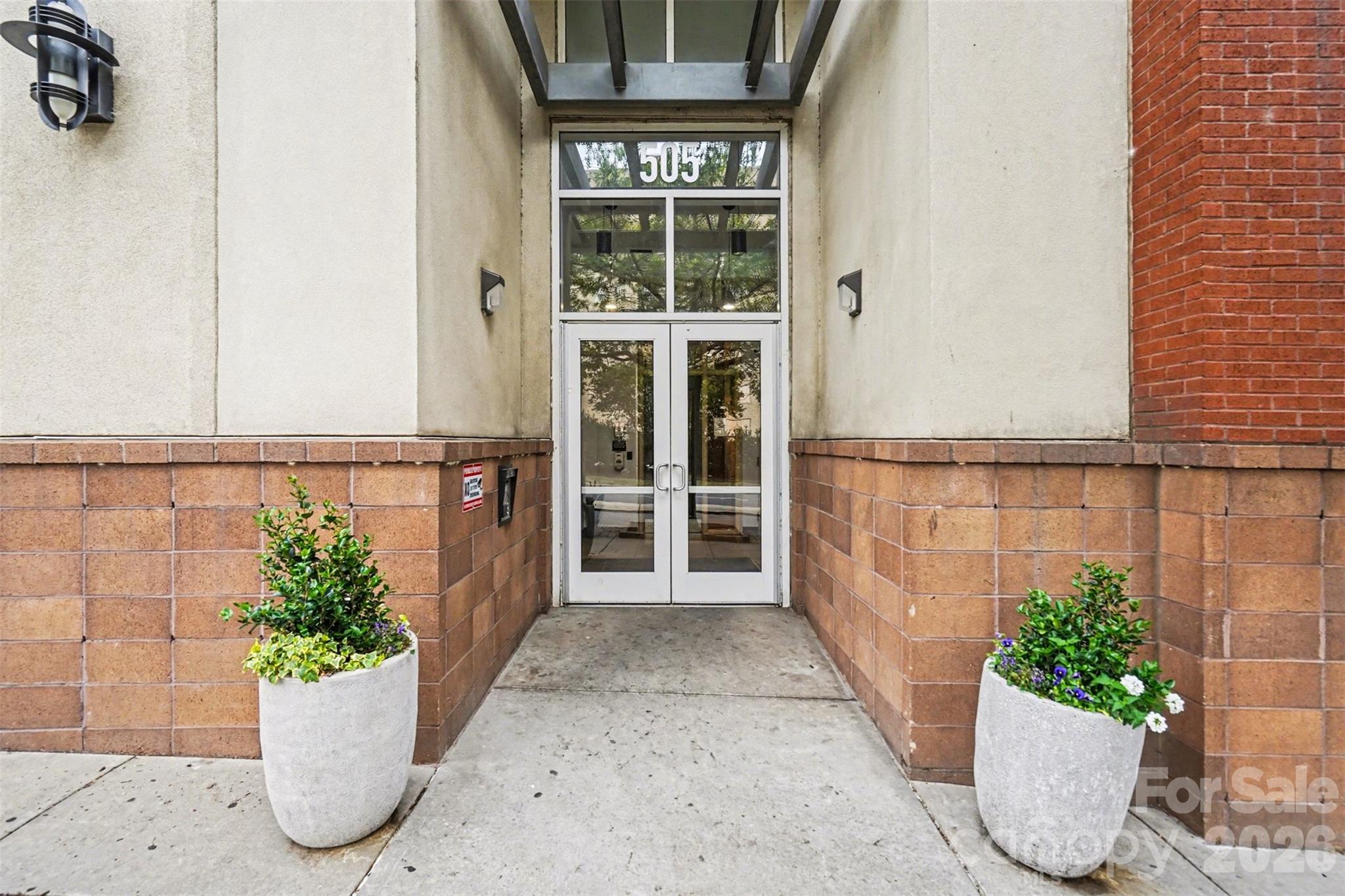Courtside Condos - Residential