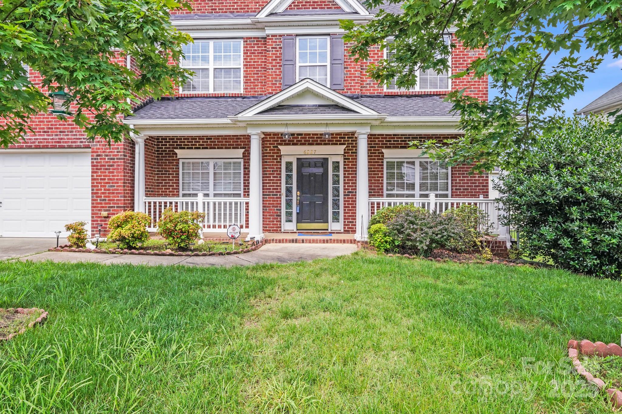 6227 Castlecove Road