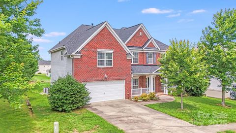 6227 Castlecove Road Charlotte NC 28278