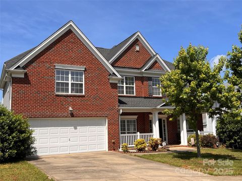 6227 Castlecove Road Charlotte NC 28278