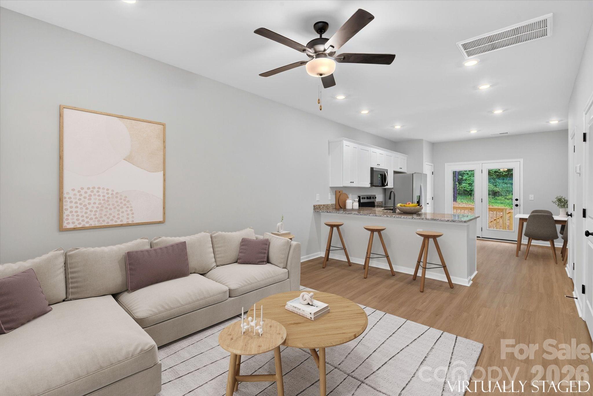 1252 Principal Featherstone Avenue