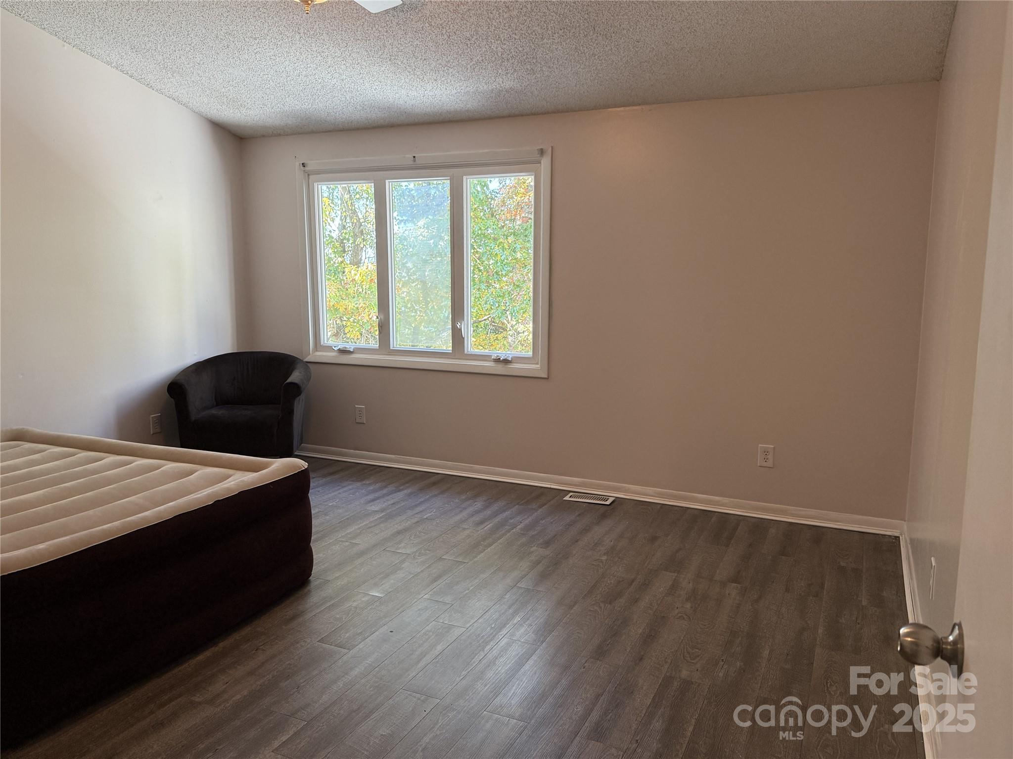 Hollybrook Condos - Residential