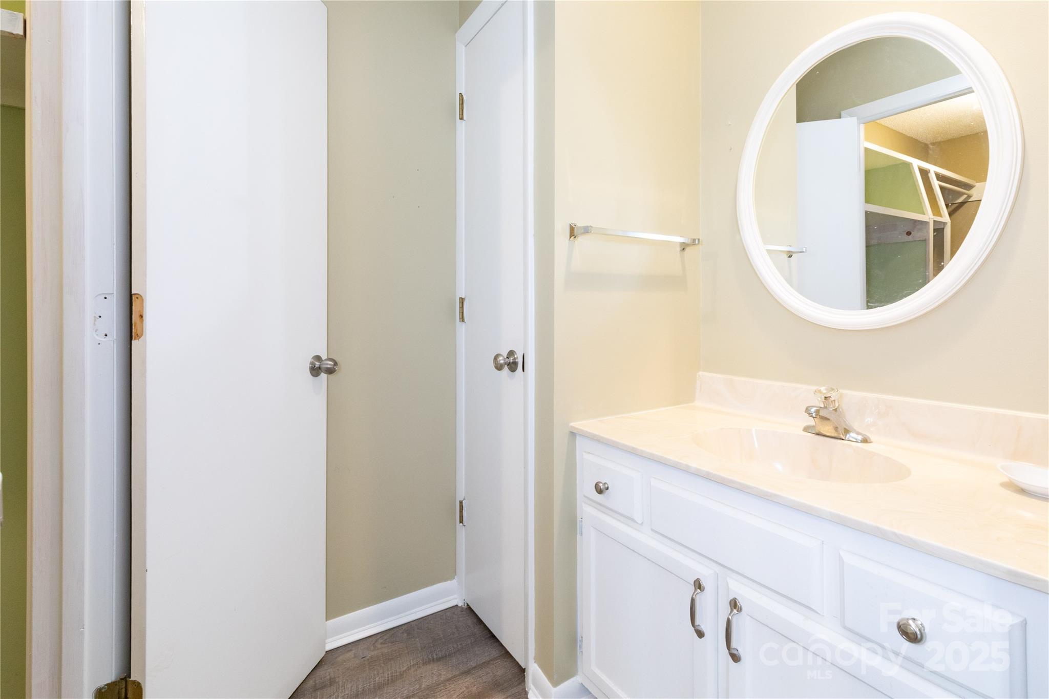 Hollybrook Condos - Residential