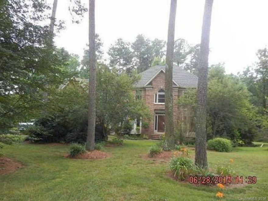 There is a pool house w/ kitchen, family room, bedroom,1/2 bath & laundry room.  Lovely large two story home with in-ground pool, pool house and 2 car garage.  Time Limit Bid Property. 4.5% Buyer Premium chgd buyer at closing. No contingencies accepted on TLB Properties. REO. Property sold As-Is w/o repair, warranty or Seller Disclosure.  The Listing Broker & Seller assume no responsibility & make no guarantees as to the accuracy of info herein. Seller will accept cash. conventional offers only.