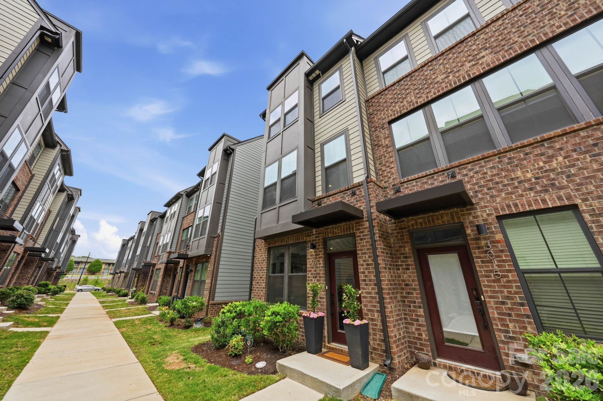 Southrail Station - Residential