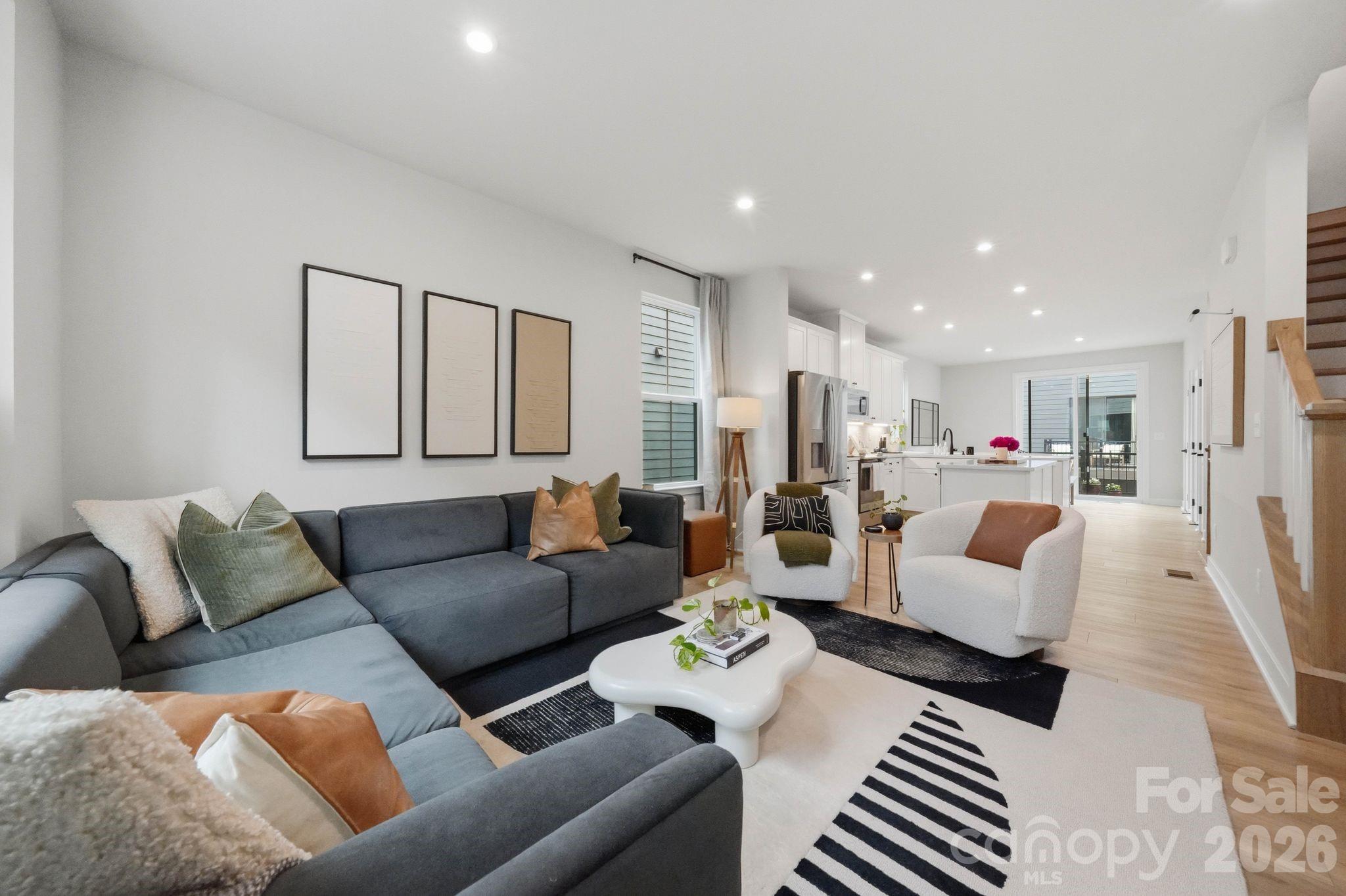 Southrail Station - Residential