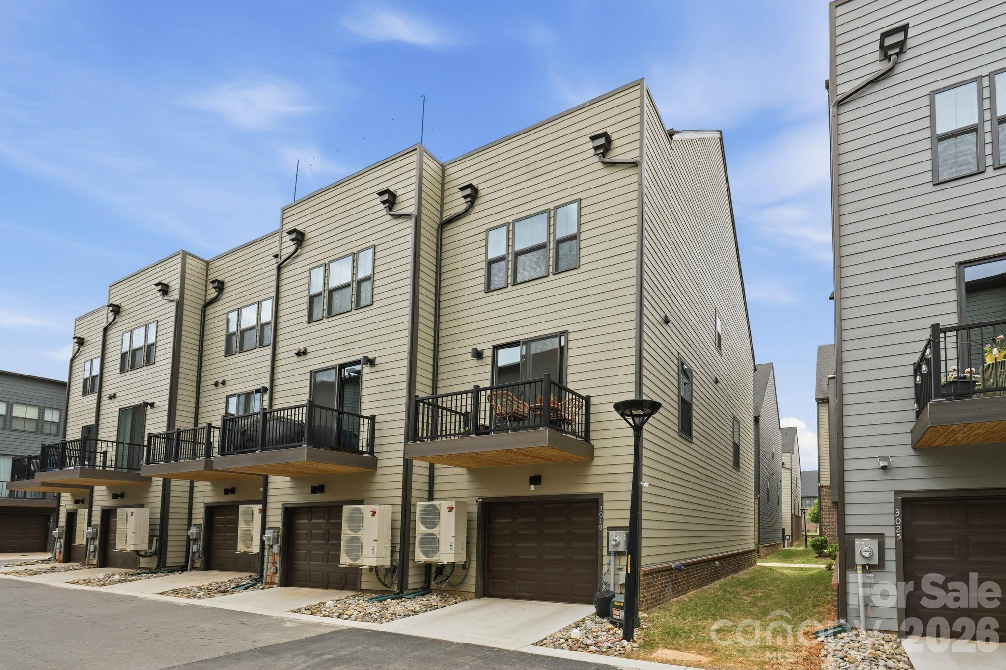 Southrail Station - Residential