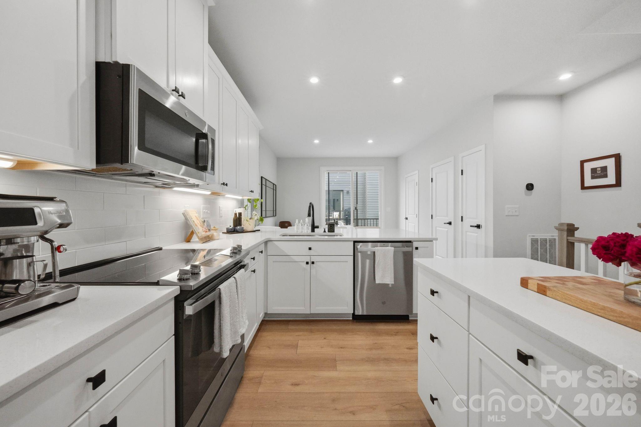 Southrail Station - Residential