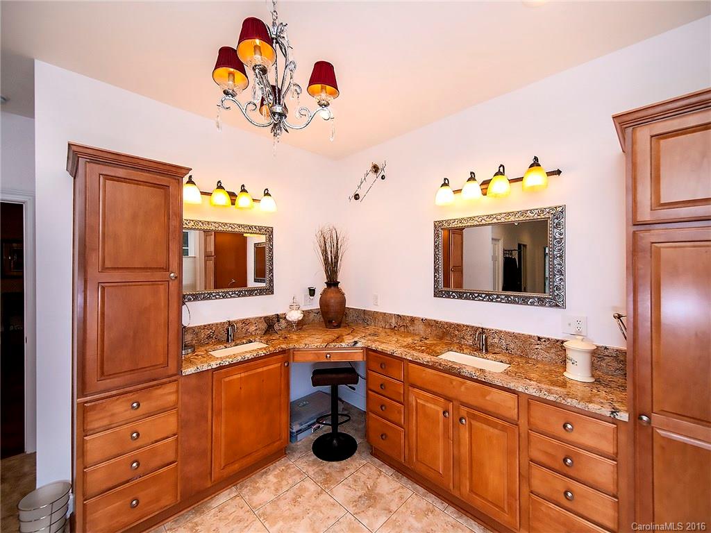 Lake Shore - Residential