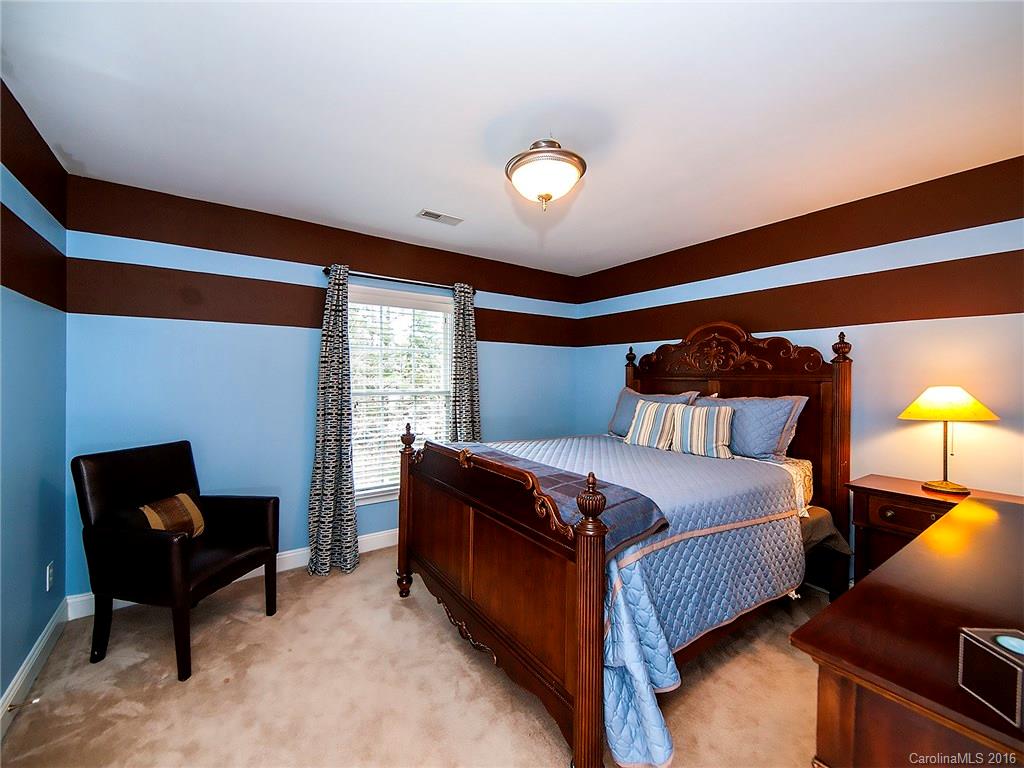 Lake Shore - Residential