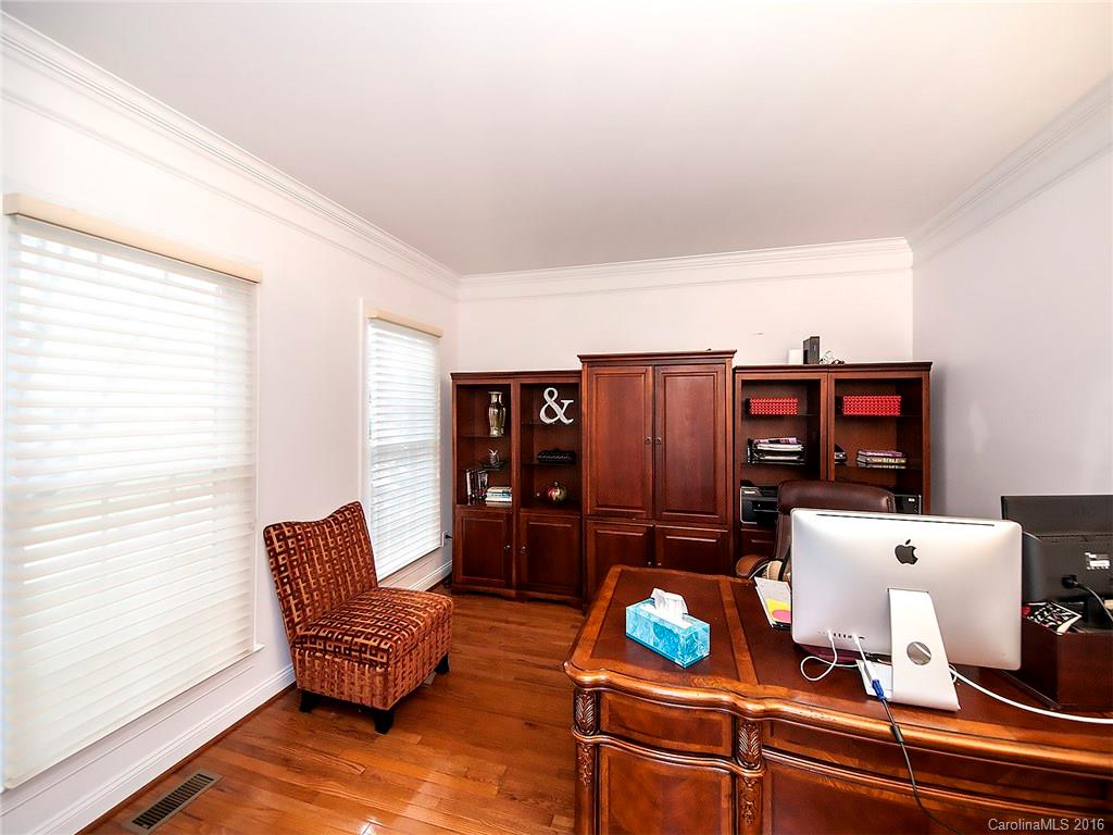 Lake Shore - Residential