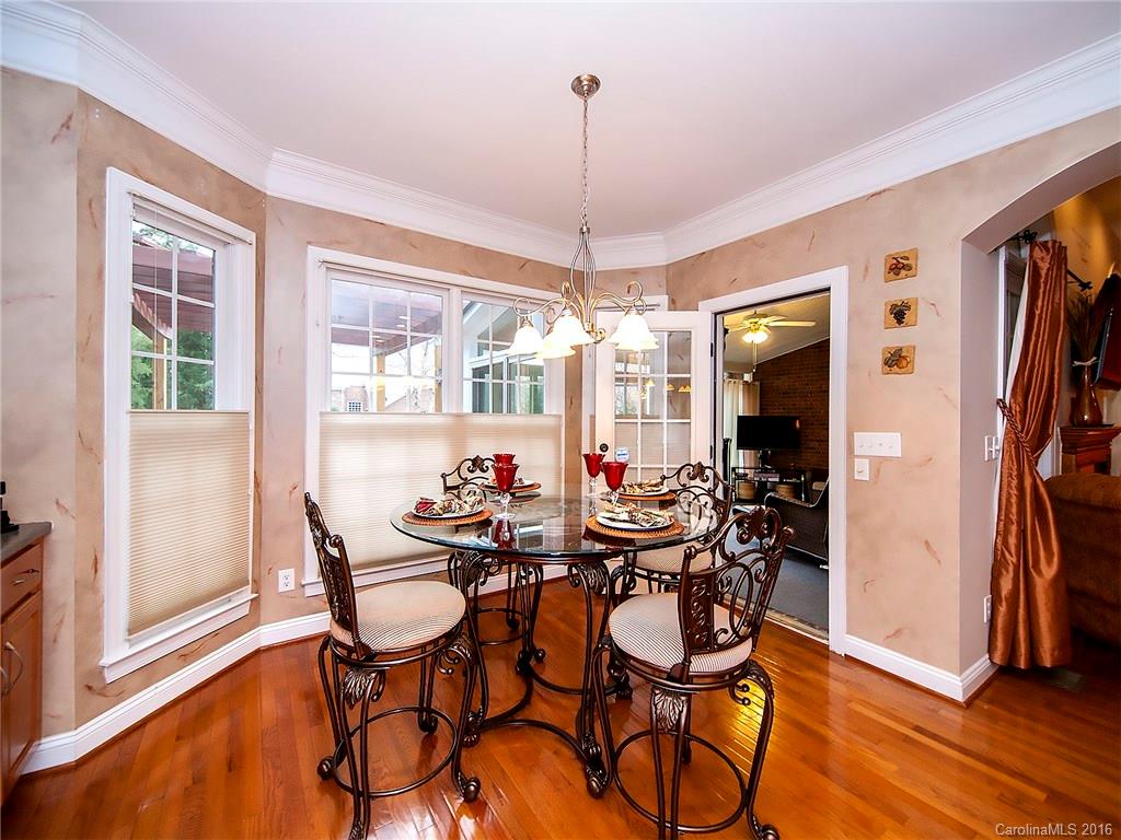 Lake Shore - Residential