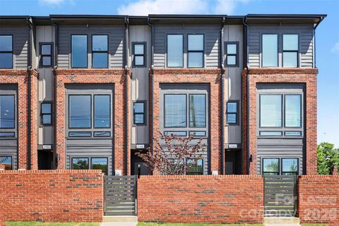 Photo of 2146 N Graham Street, Charlotte, NC 28206 (MLS # 4381705)