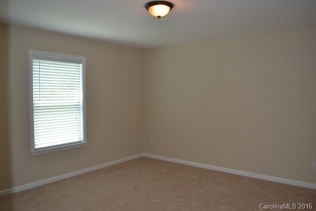 Newport Lakes - Residential