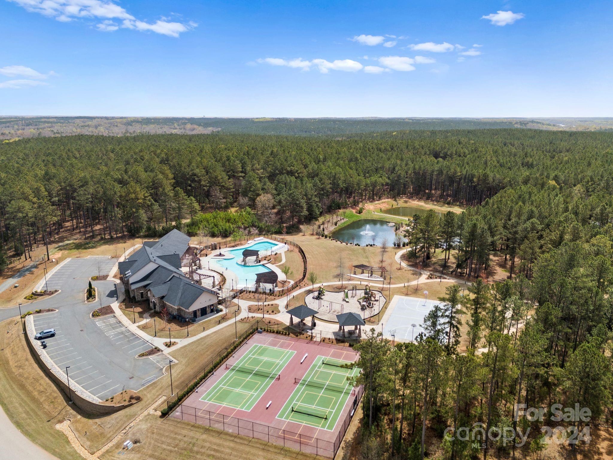 Riverchase Estates - Residential