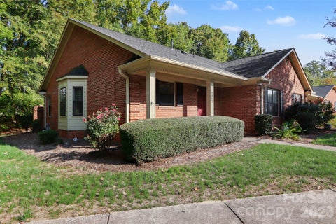 Photo of 8407 Coulwood Oak Lane, Charlotte, NC 28214 (MLS # 4435190)
