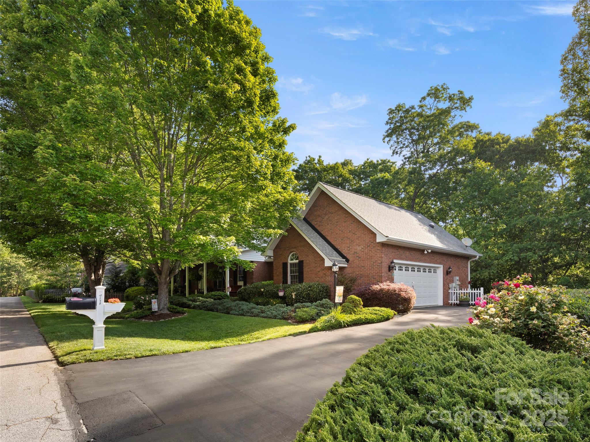 71 Dallas Drive