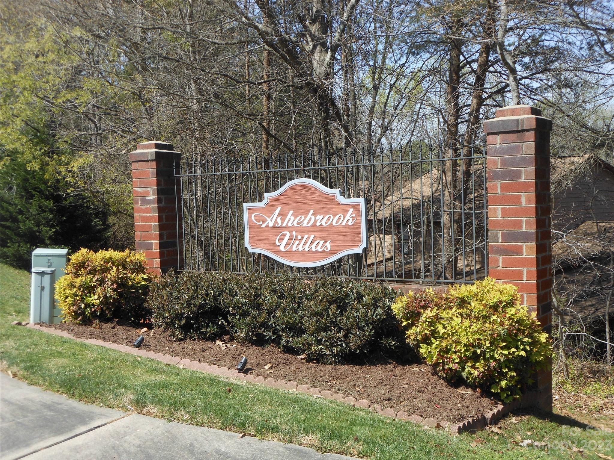 Ashebrook Villas - Residential