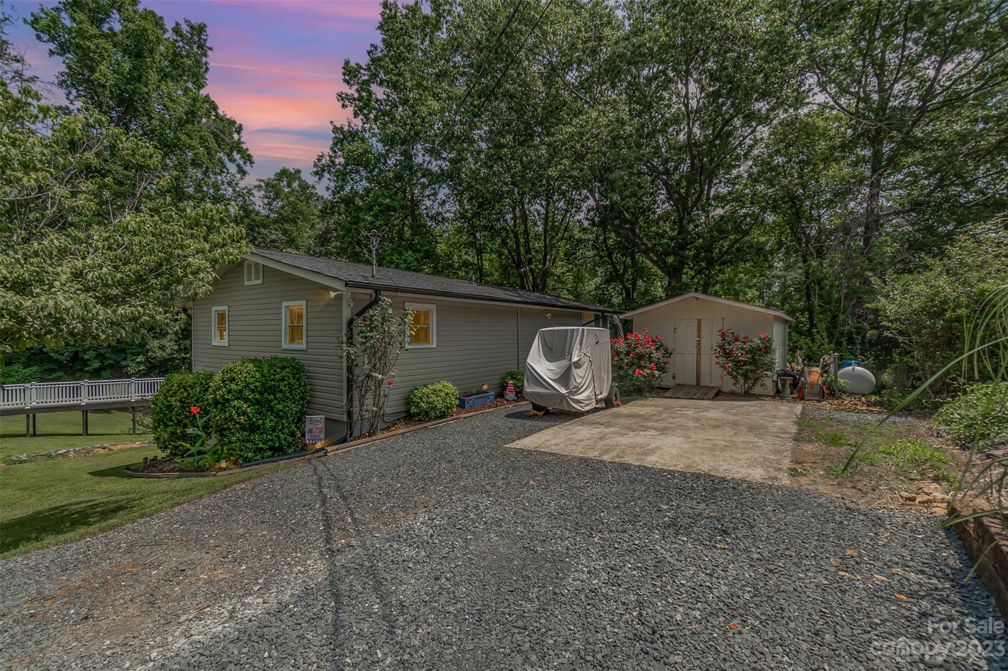 Lakeside - Residential