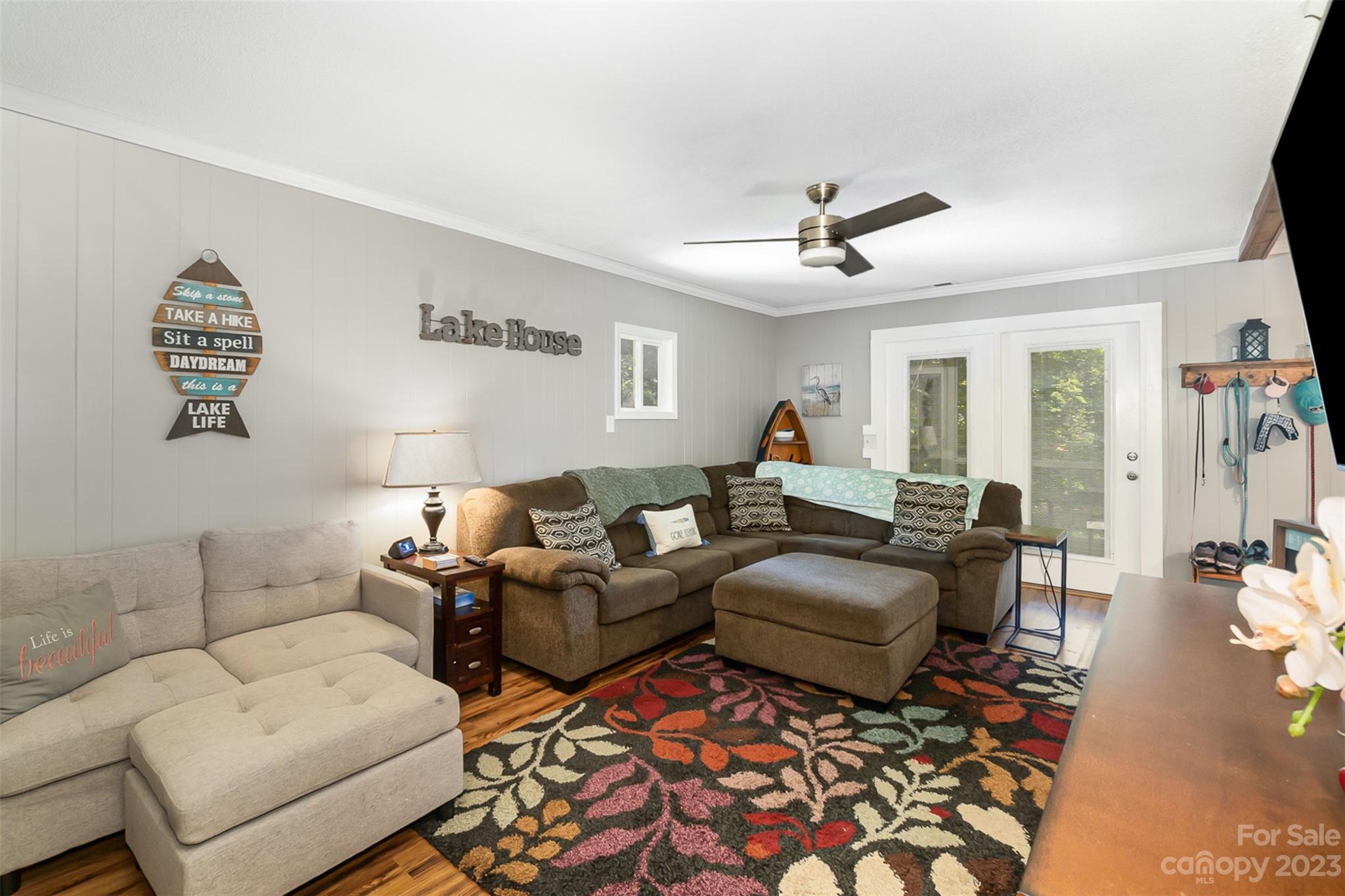 Lakeside - Residential