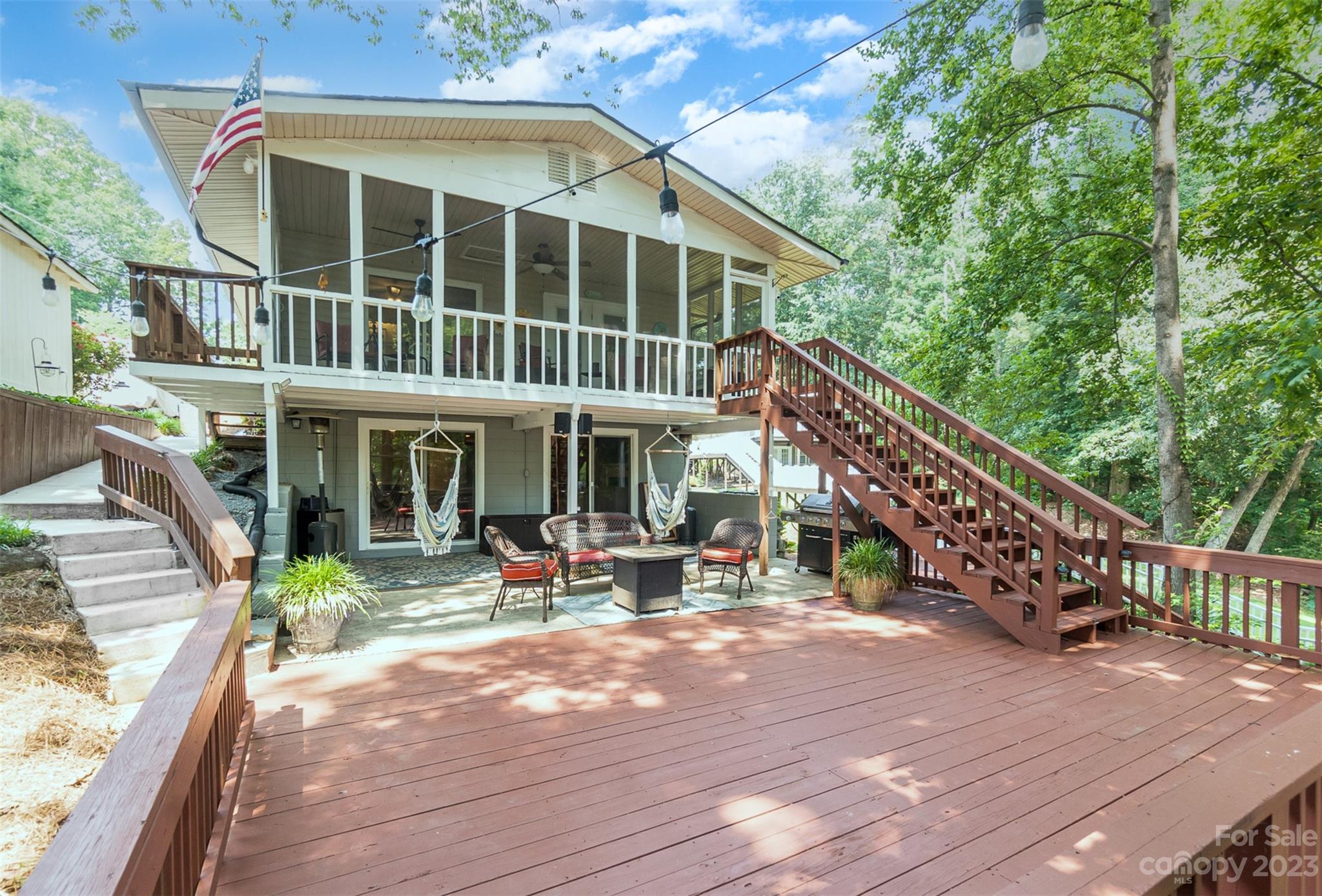 Lakeside - Residential