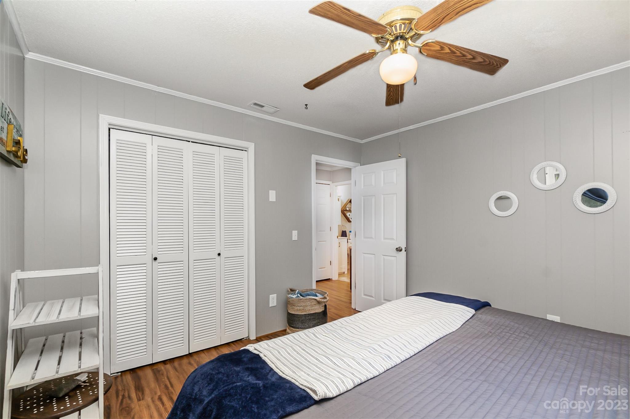 Lakeside - Residential