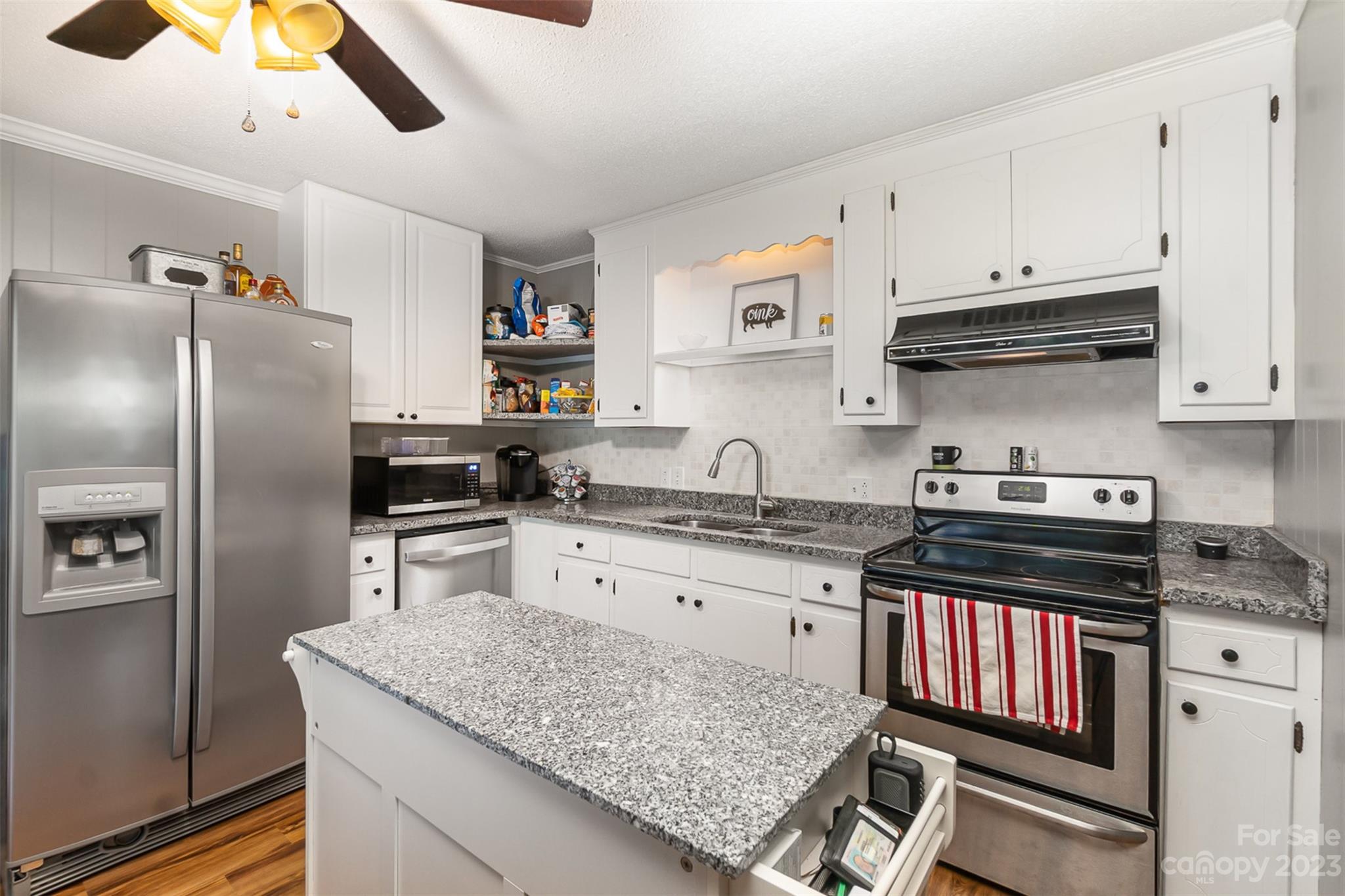 Lakeside - Residential