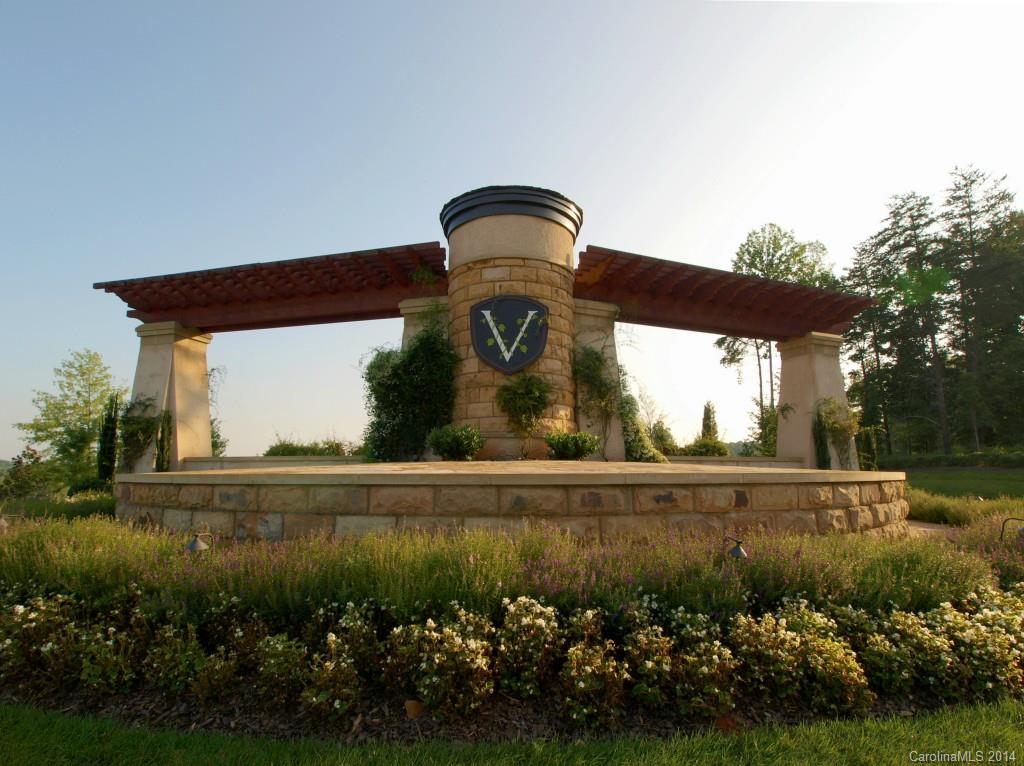 The Vineyards on Lake Wylie - Residential