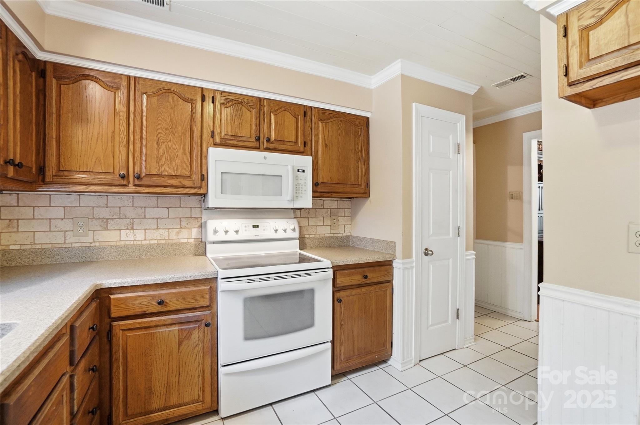 2621 Heathershire Lane