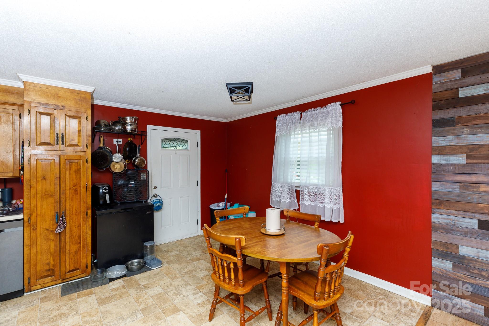 2736 Kirkover Drive