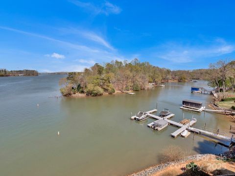 9808 Emerald Point Drive 10 Charlotte NC 28278