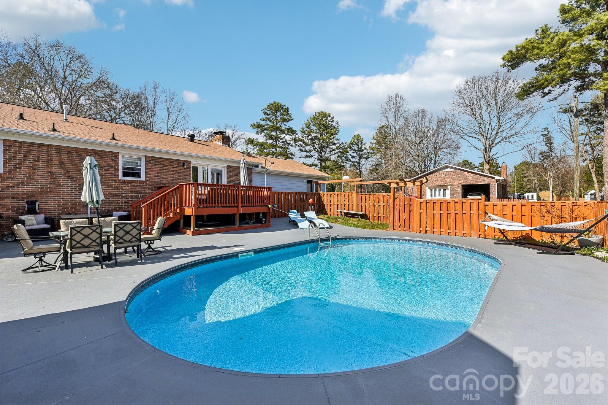 1574 Elderwood Road