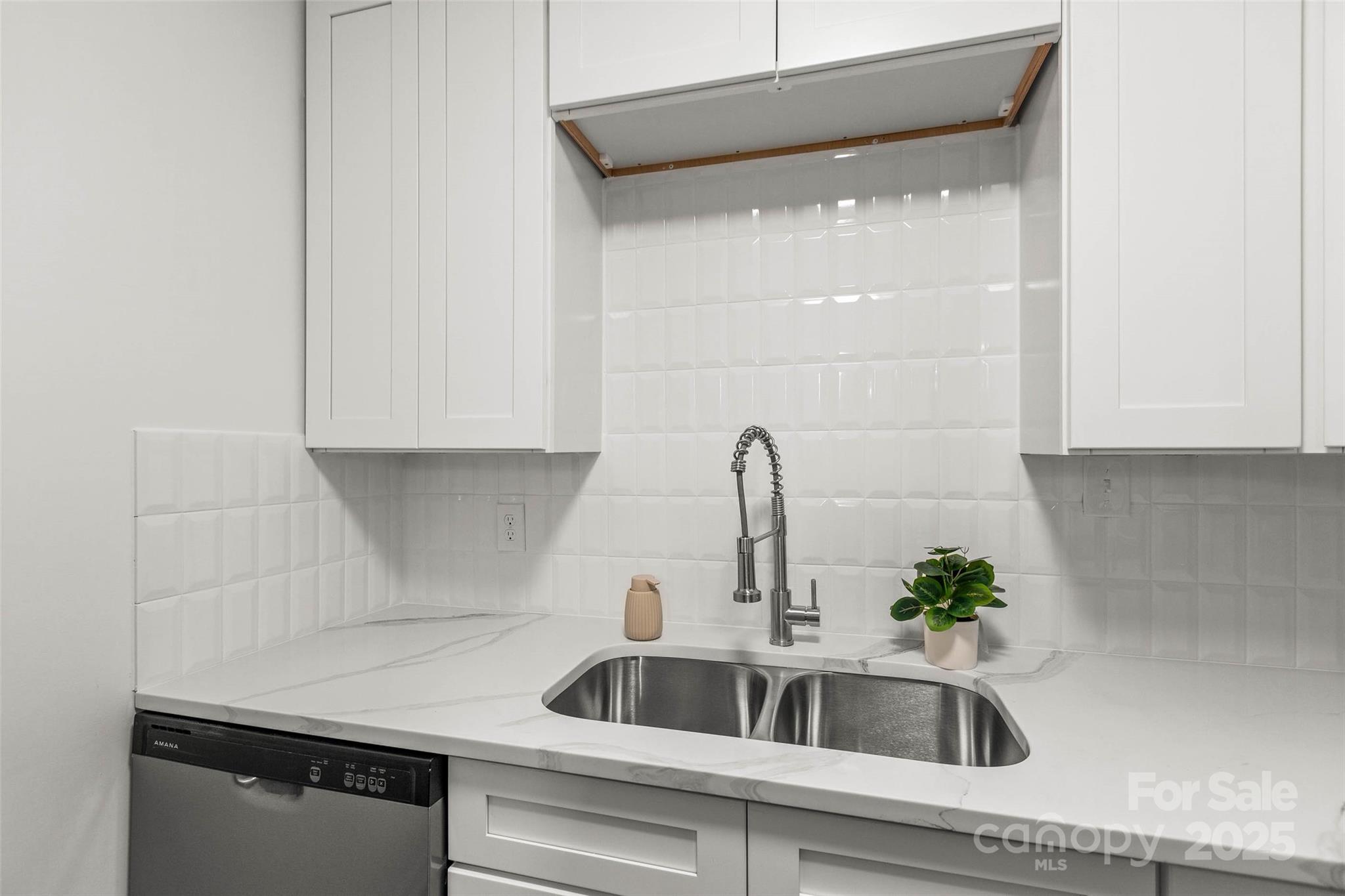 Salem Square Condominium - Residential