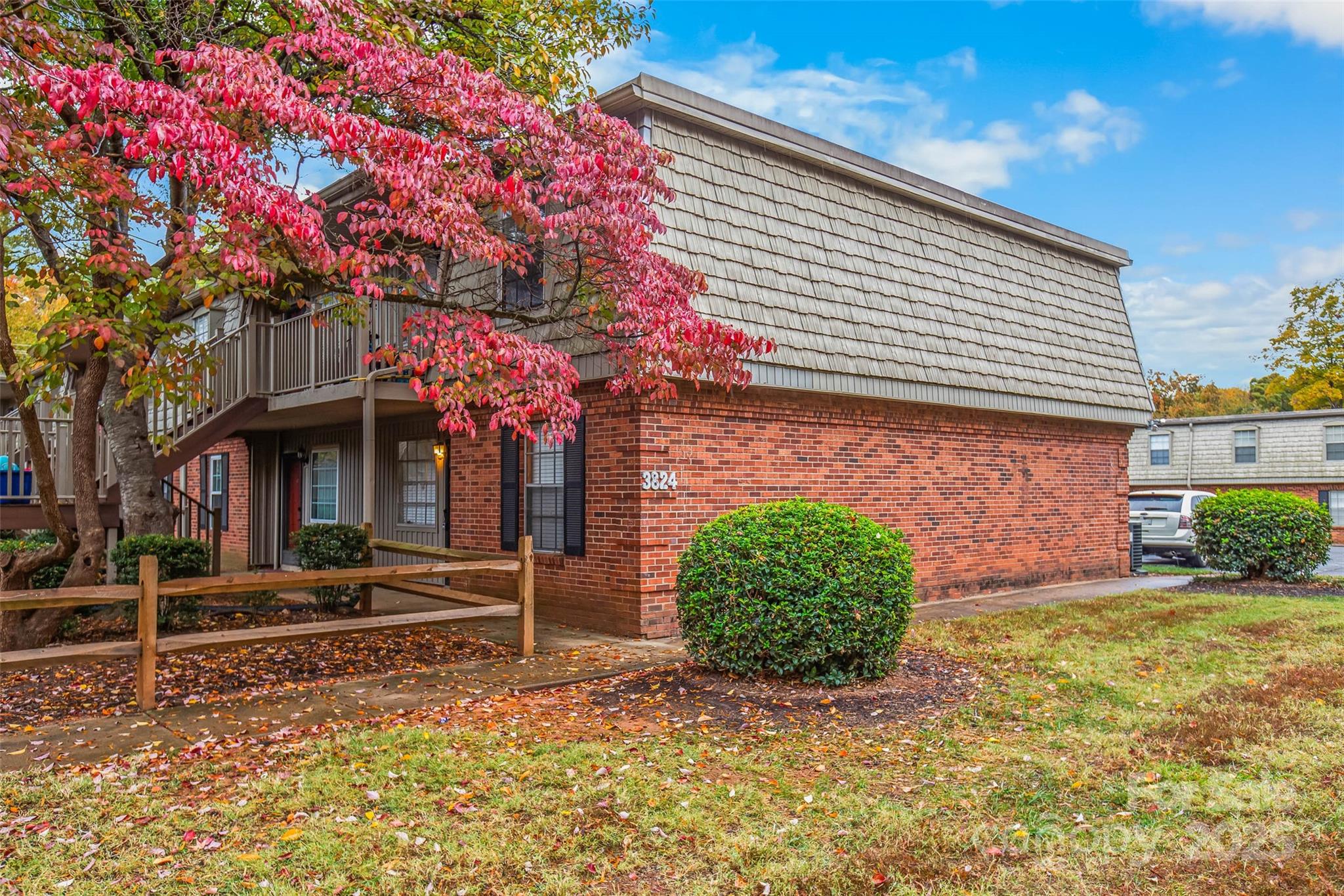 Salem Square Condominium - Residential