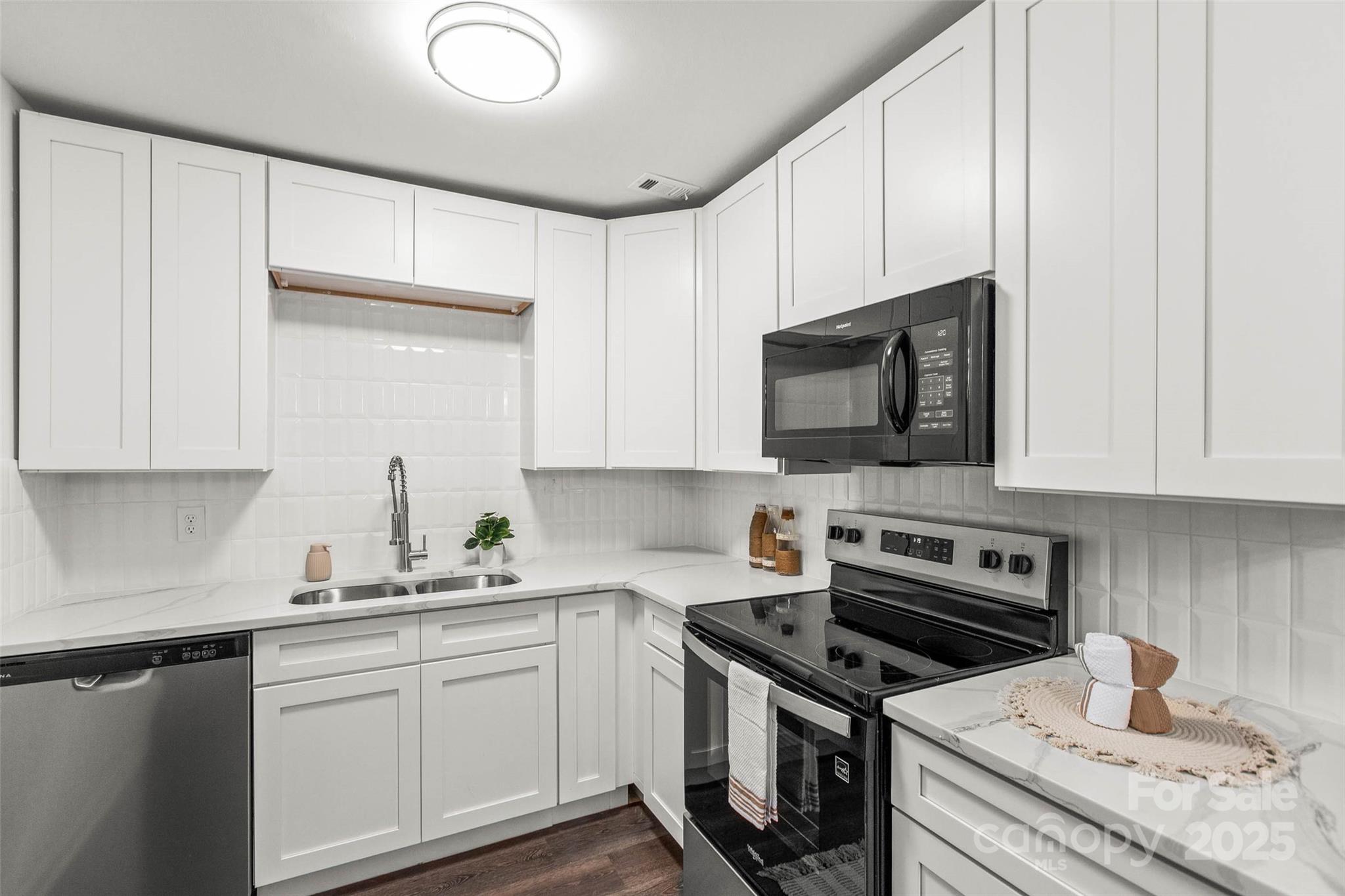 Salem Square Condominium - Residential