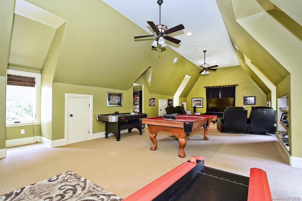 Woodleaf - Residential