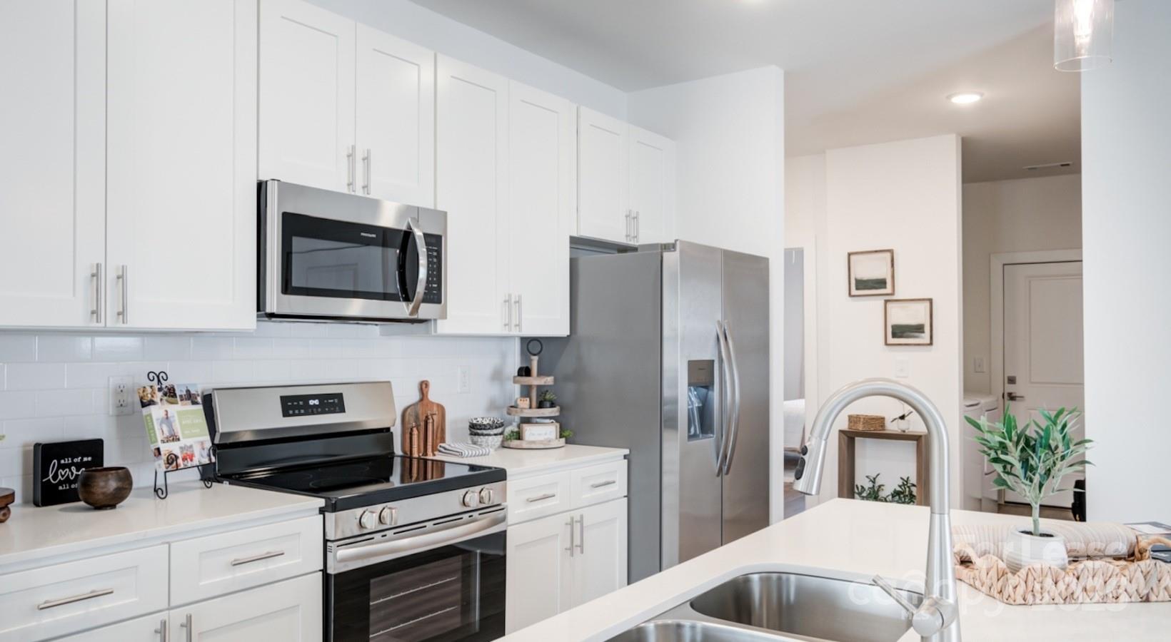 Dallas, North Carolina 28034, United States, 3 Bedrooms Bedrooms, ,2 BathroomsBathrooms,Residential,Active,173362