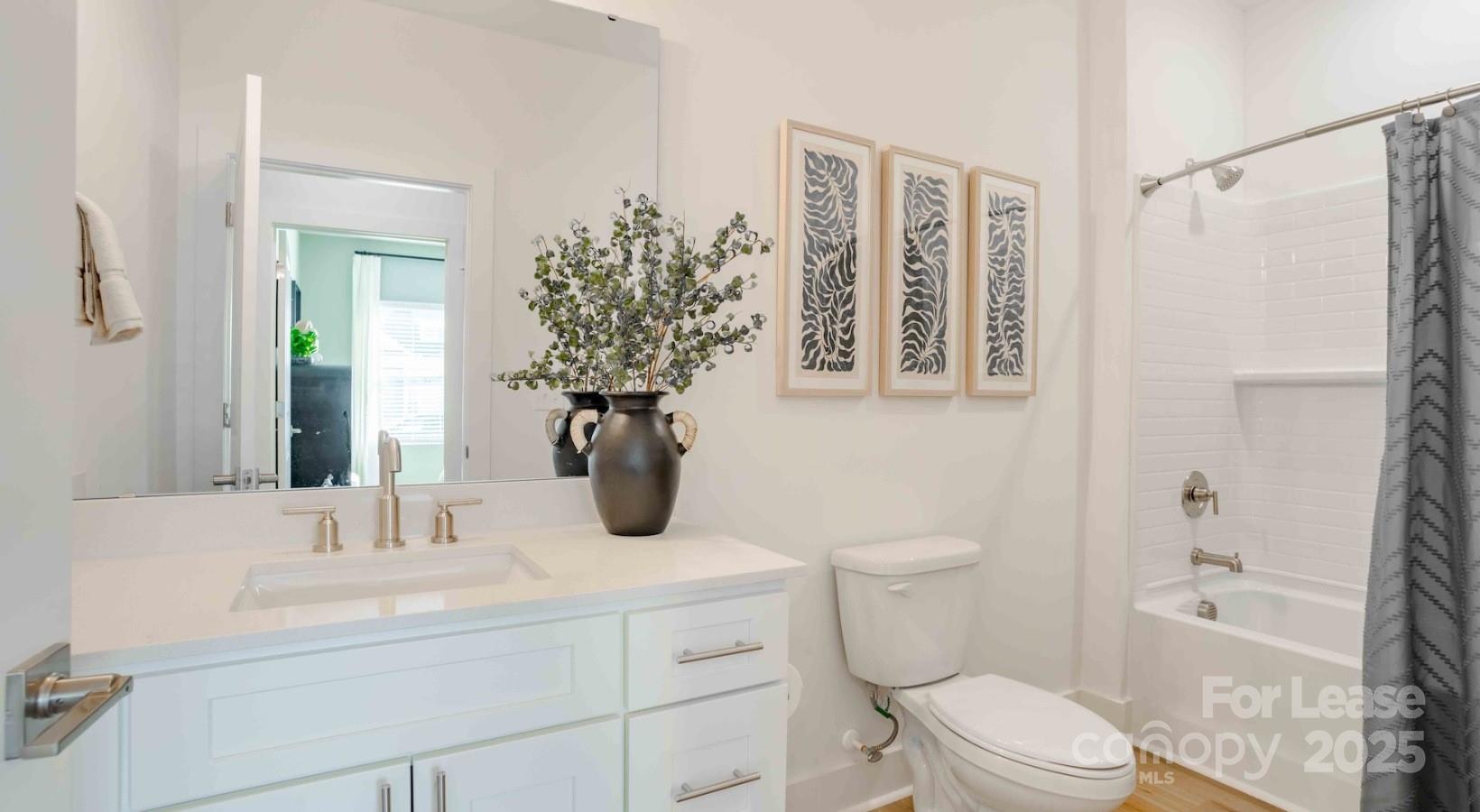 Dallas, North Carolina 28034, United States, 3 Bedrooms Bedrooms, ,2 BathroomsBathrooms,Residential,Active,173362