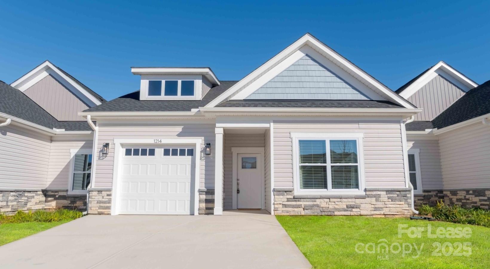 Dallas, North Carolina 28034, United States, 3 Bedrooms Bedrooms, ,2 BathroomsBathrooms,Residential,Active,173362