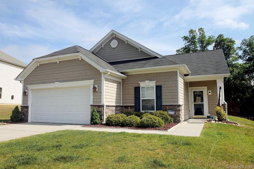 Charming Home in English Trails on Private, Fenced-In Lot! Incredible Open Floor Plan - Foyer Opens to Spacious Great Room. Kitchen w/ Hardwood Floors, Backsplash, Stainless Appliances, Granite Counters, Pantry, Island, & Nook. Sliding Doors lead to Patio & Large Fully Fenced Yard w/ Private, Wooded View! Owner’s Suite w/ Private Bath & Walk-In Closet. 2nd & 3rd Bedrooms w/ Full Bathroom. Close Proximity to Fort Mill Schools, Shopping, Dining, & More! Convenient Access to I-77 and I-485!