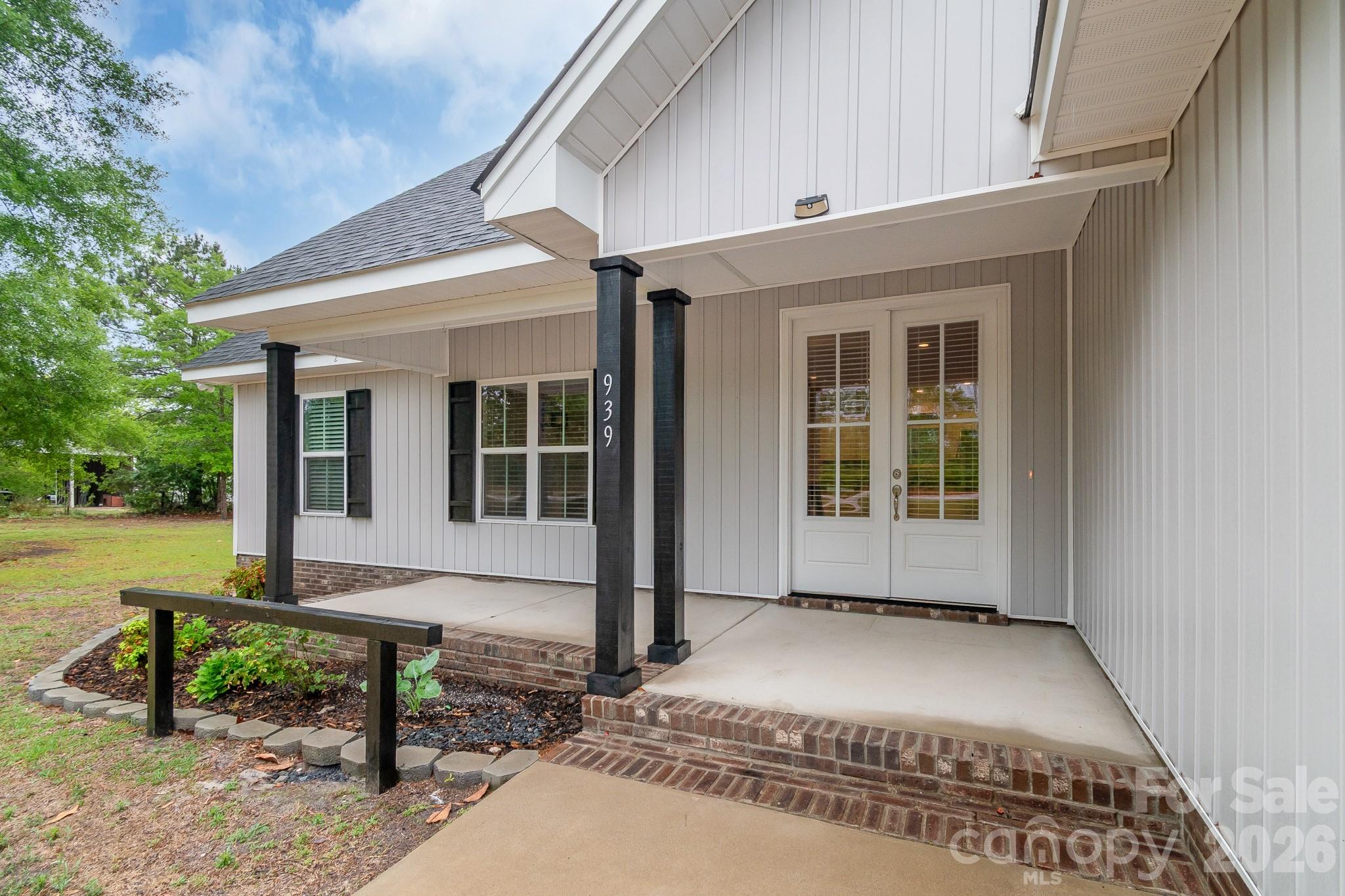 939 Old Stagecoach Road
