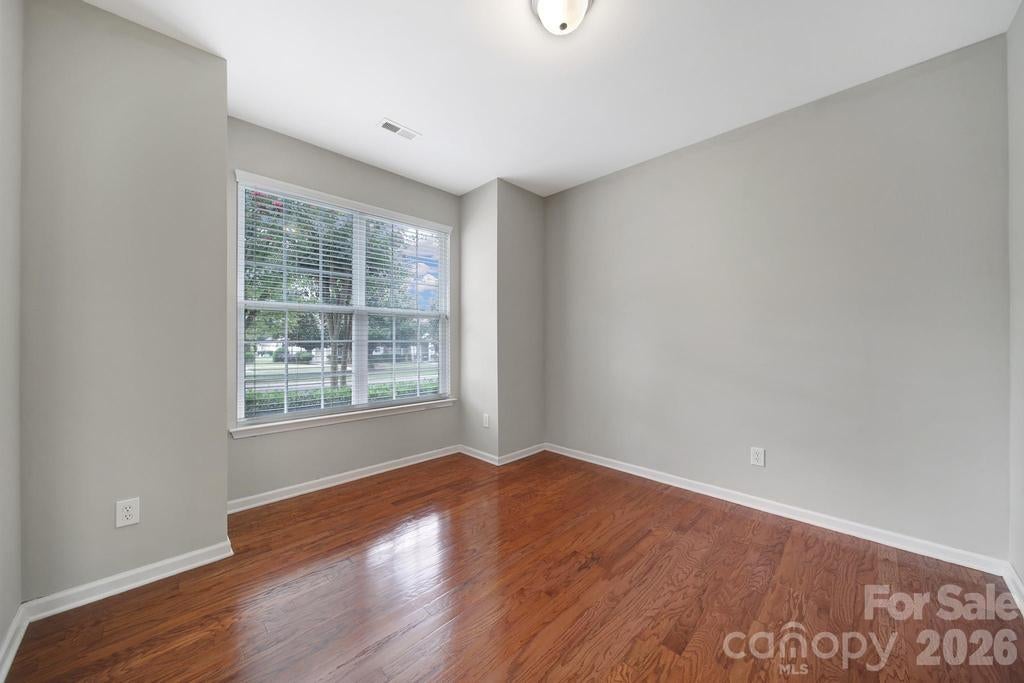 1168 Drummond Lane