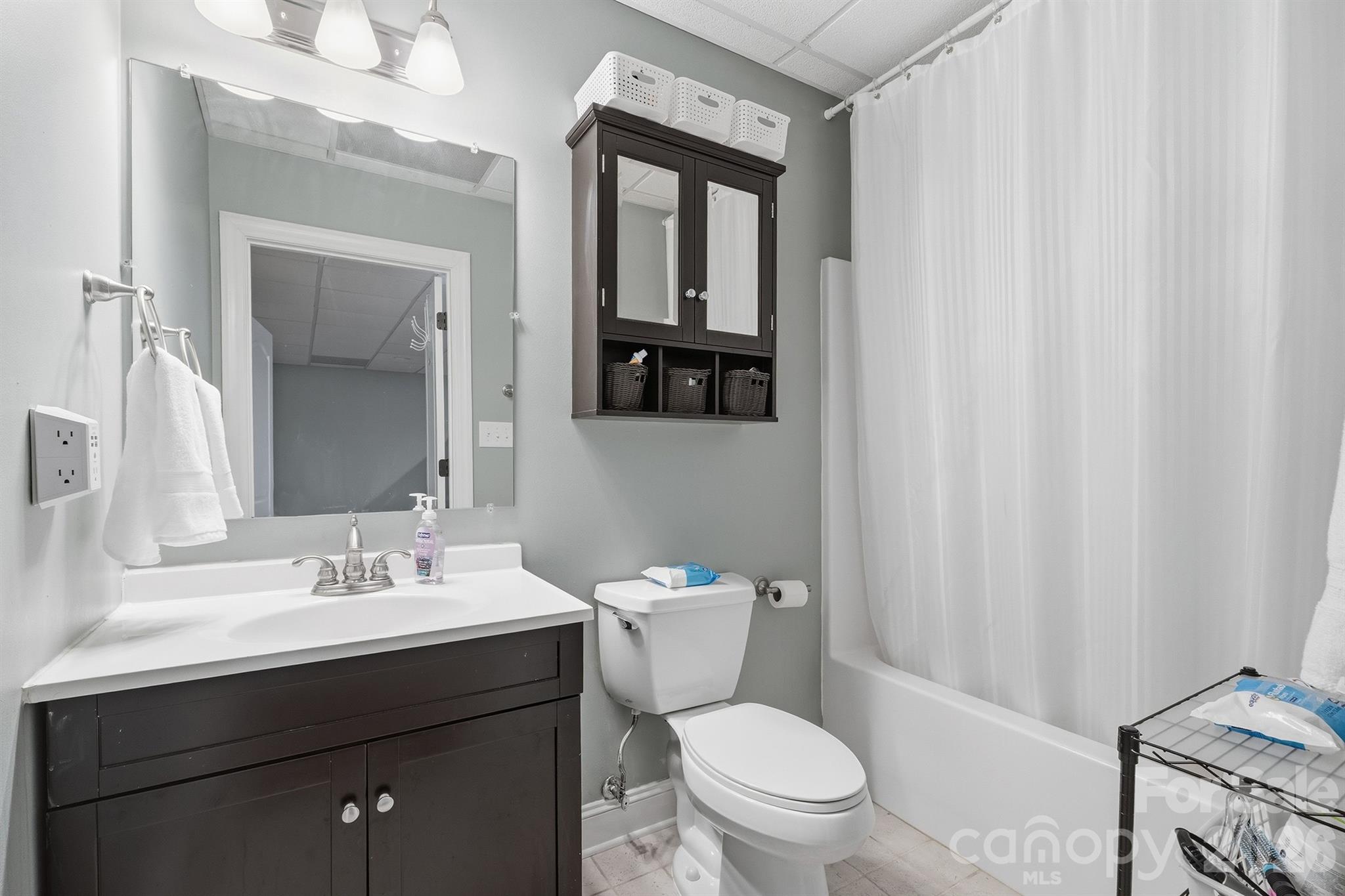 Winding Creek - Residential