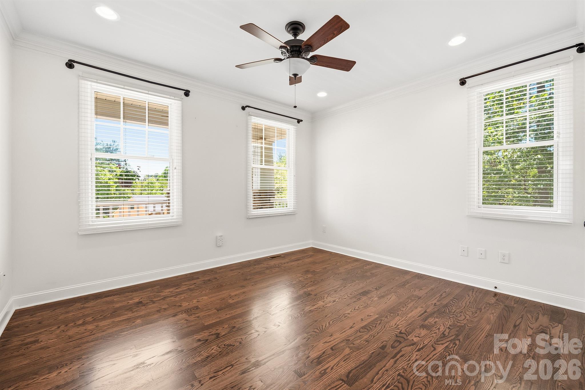 Winding Creek - Residential